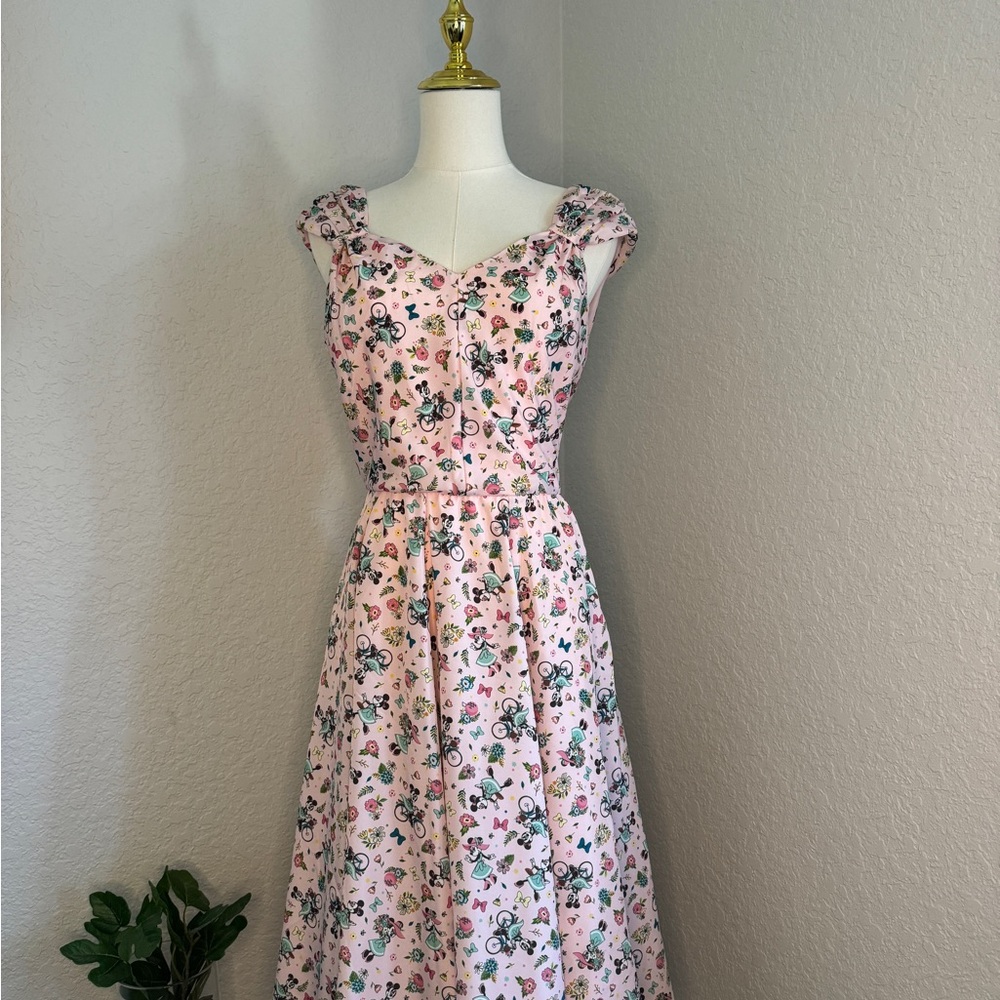 Disney Parks Minnie Floral Pink Dress